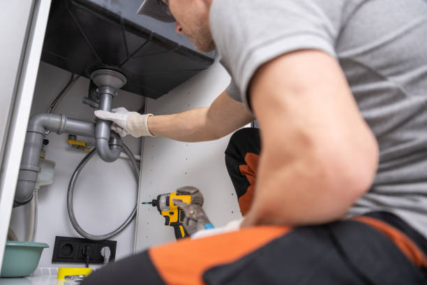 Best Shower Repair Services  in Corinth, MS